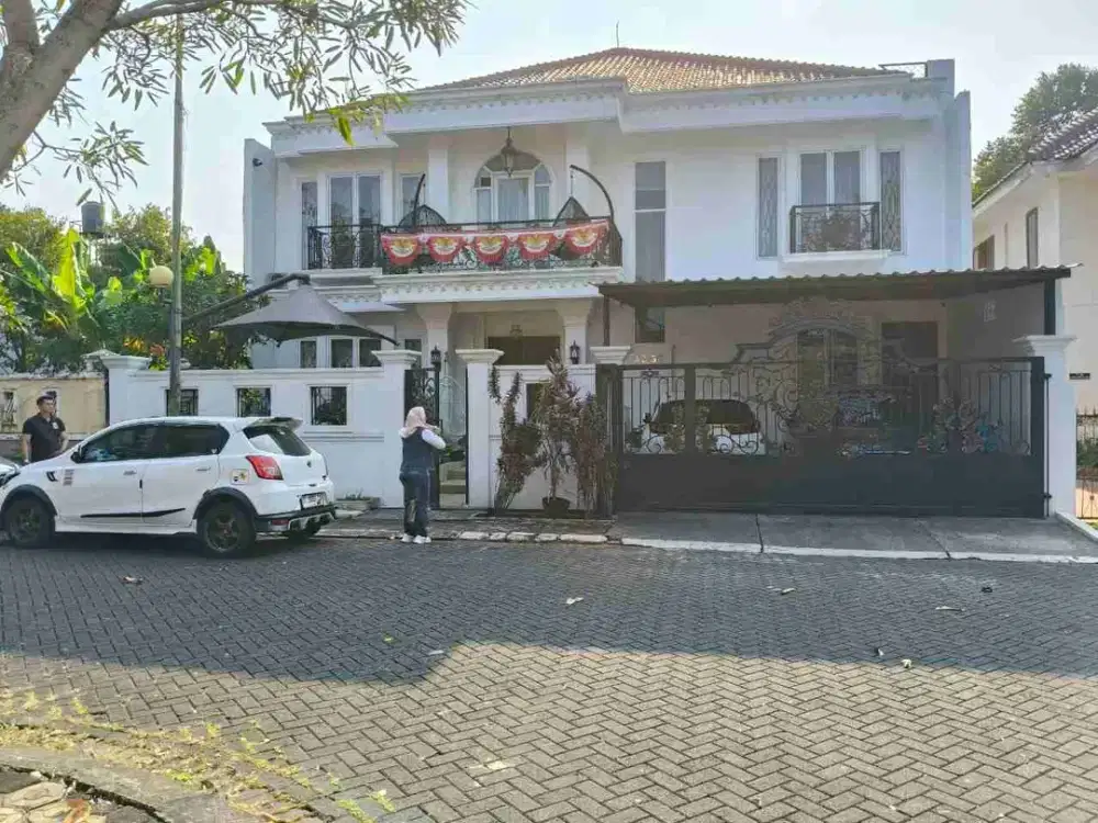 dijual rumah mewah di Raffles hills Harjamukti Cimanggis Depok