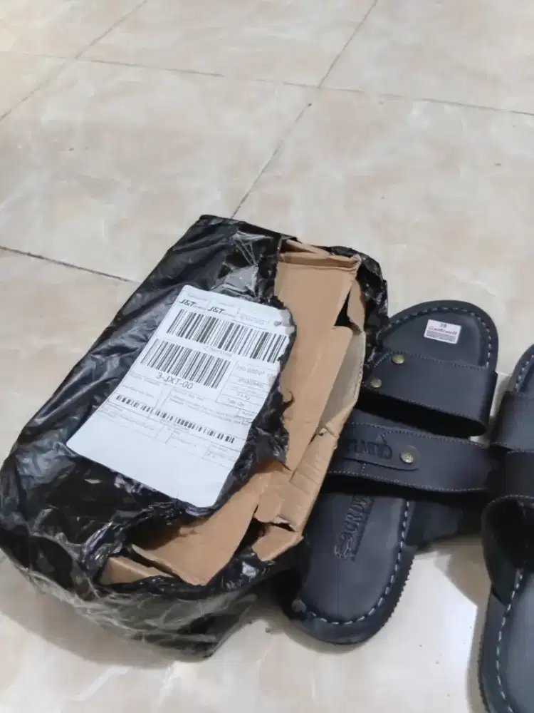 Sendal merk cardivall