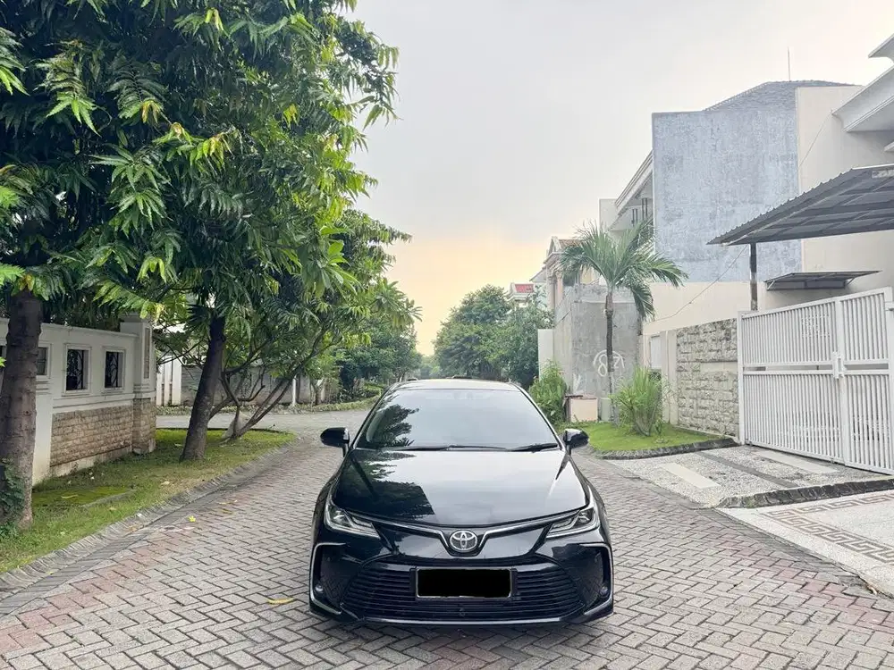 Toyota Corolla Altis 1.8 V Matic 2022 PMK 2023 Hitam Facelift Plat AE