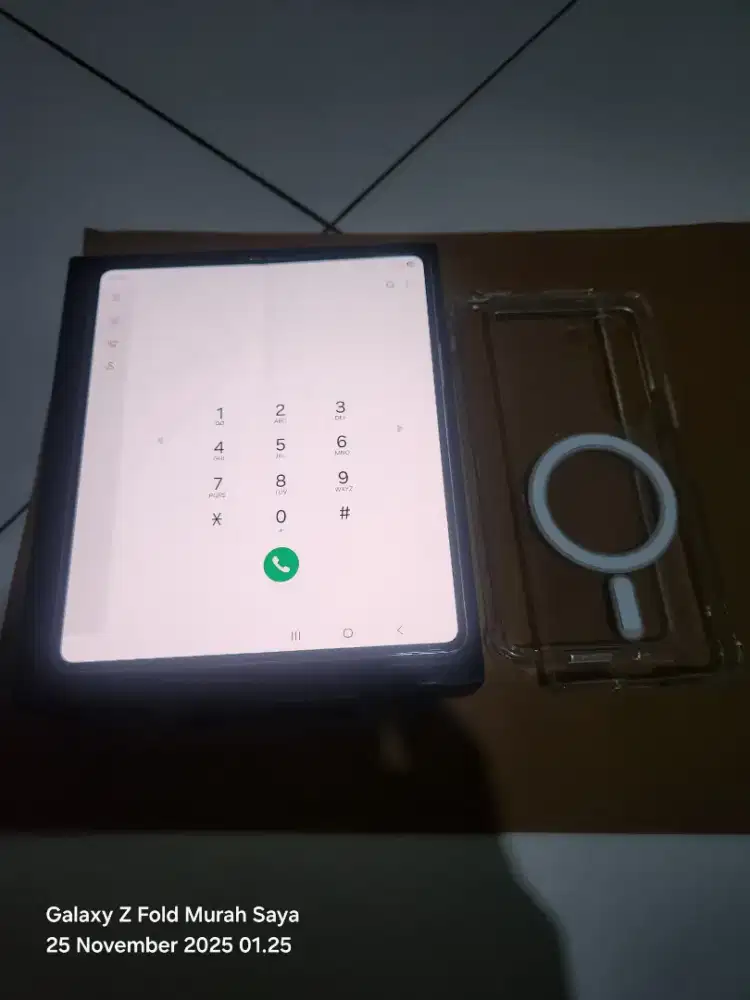 Samsung z fold 5,ram 12+12/512,lngkap orri bawan pabrik,mulus no minus