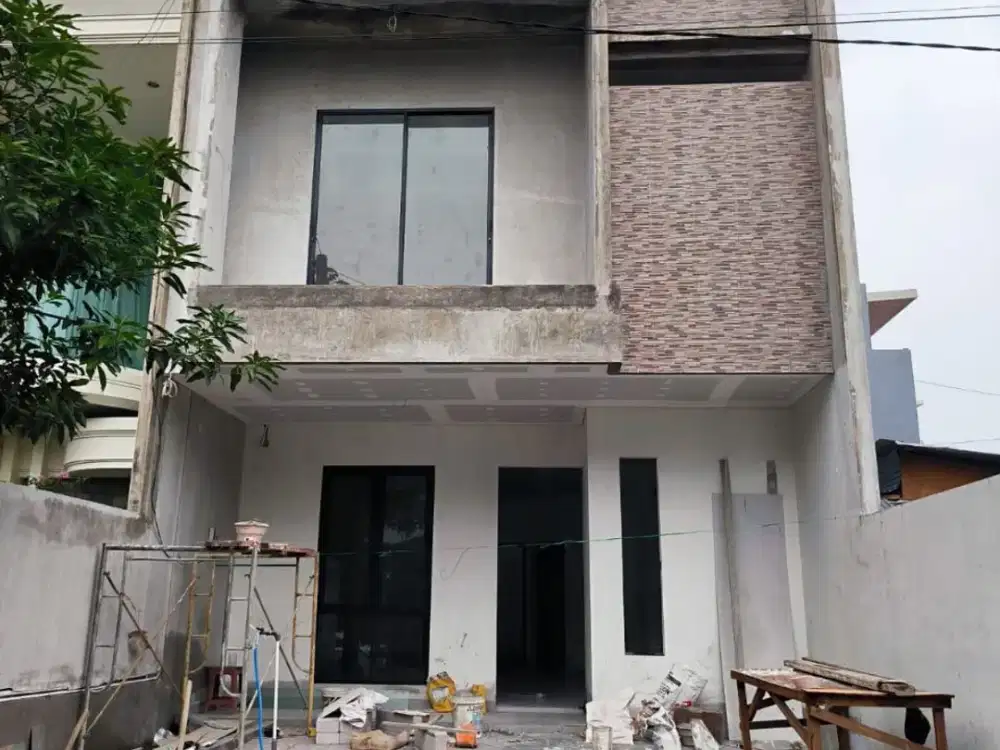 Rumah Baru Gress 2 Lantai Gading Pantai, ON PROGRESS