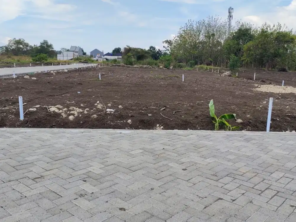 KAVLING TANAH KREDIT TANPA BUNGA SIAP BANGUN LOKASI RANDUPADANGAN BATAS KOTA SURABAYA