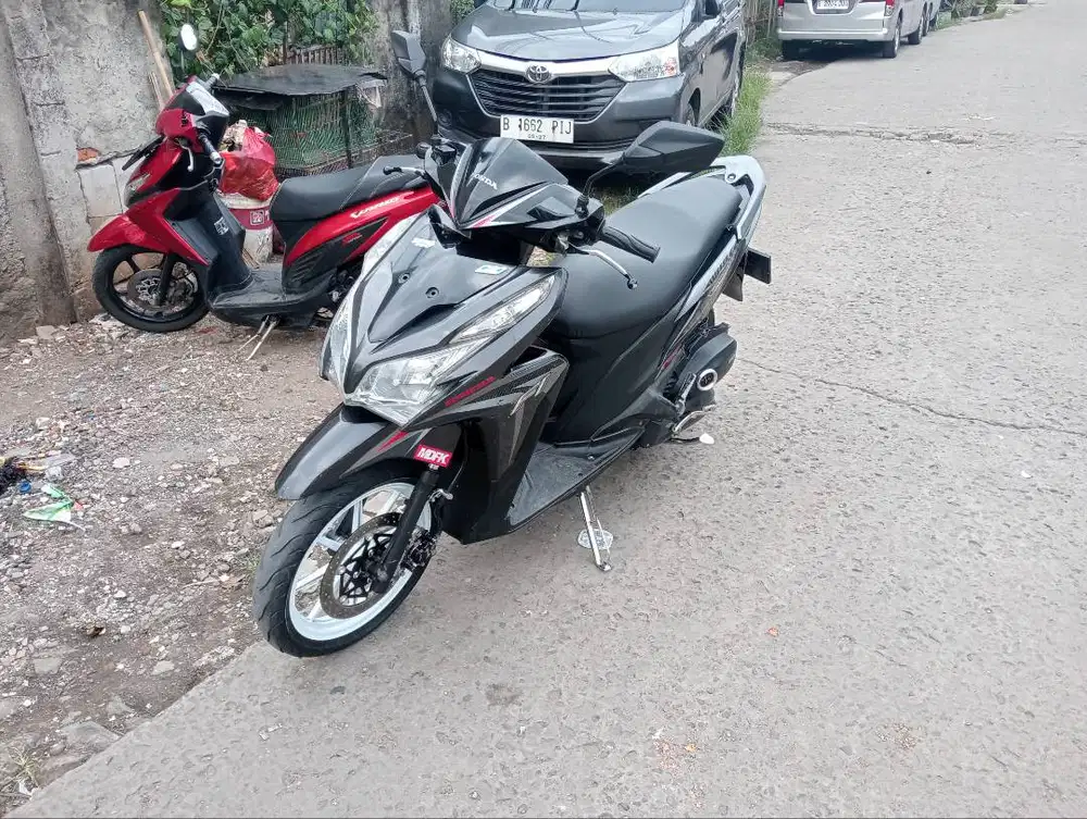 Jual butuh Honda Vario kzr 125
