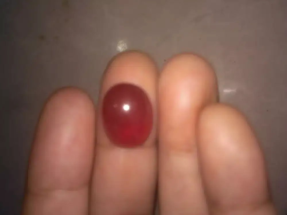 Batu ruby pigeon blood natural origin madagaskar