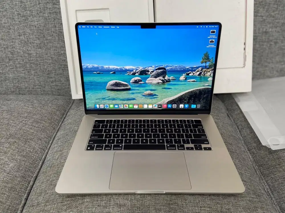 MACBOOK AIR 15 inch M3 2024 iBOX RESMI LIKENEW FULLSET Februari 2026