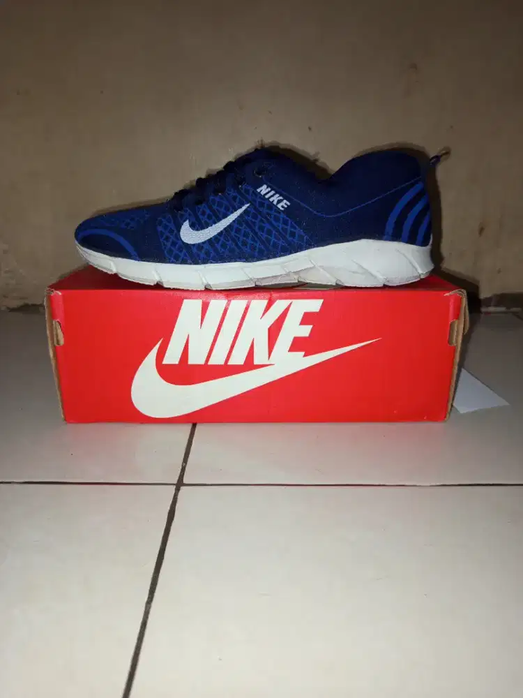 Jual sepatu Nike