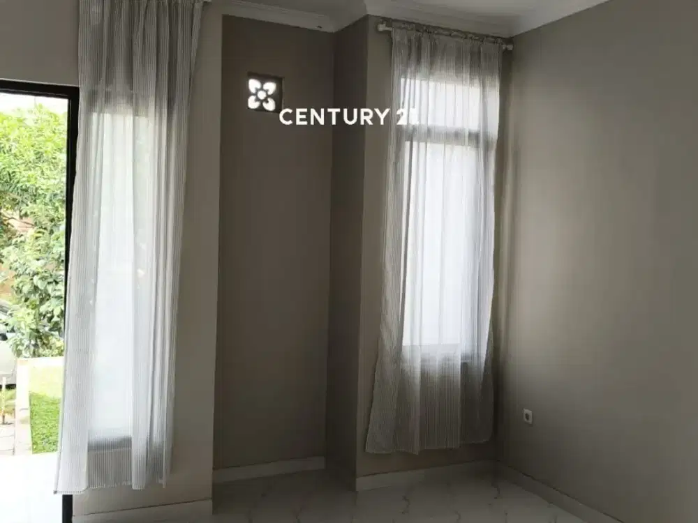 Rumah Bagus Semi Furnish Siap Huni Di Beverly Lippo Cikarang