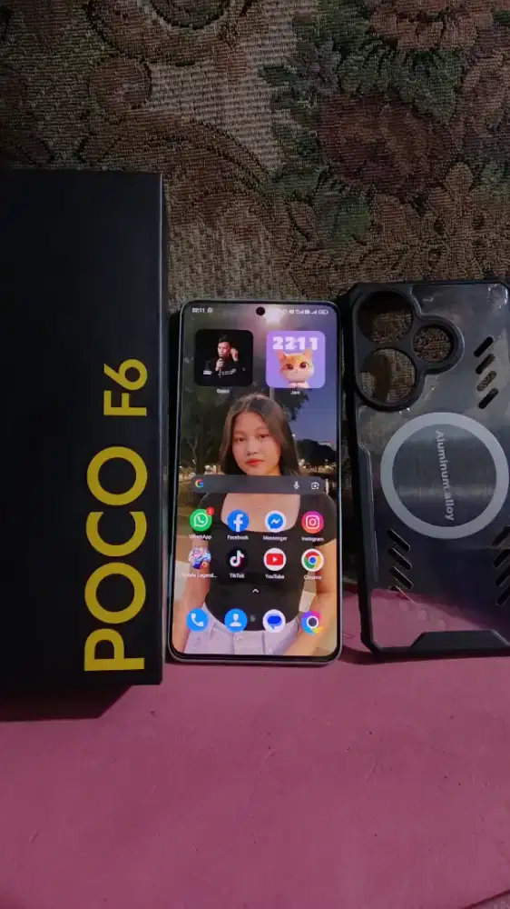 Poco f6 5G 8/256GB