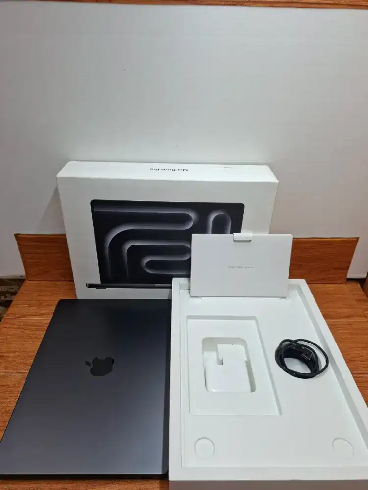 MacBook Pro M4 14inc 16/512 Black