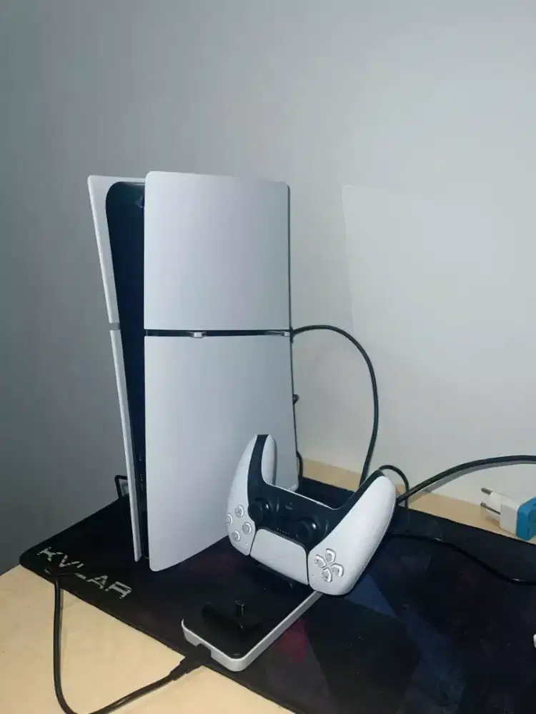 Jual PS 5 console slim