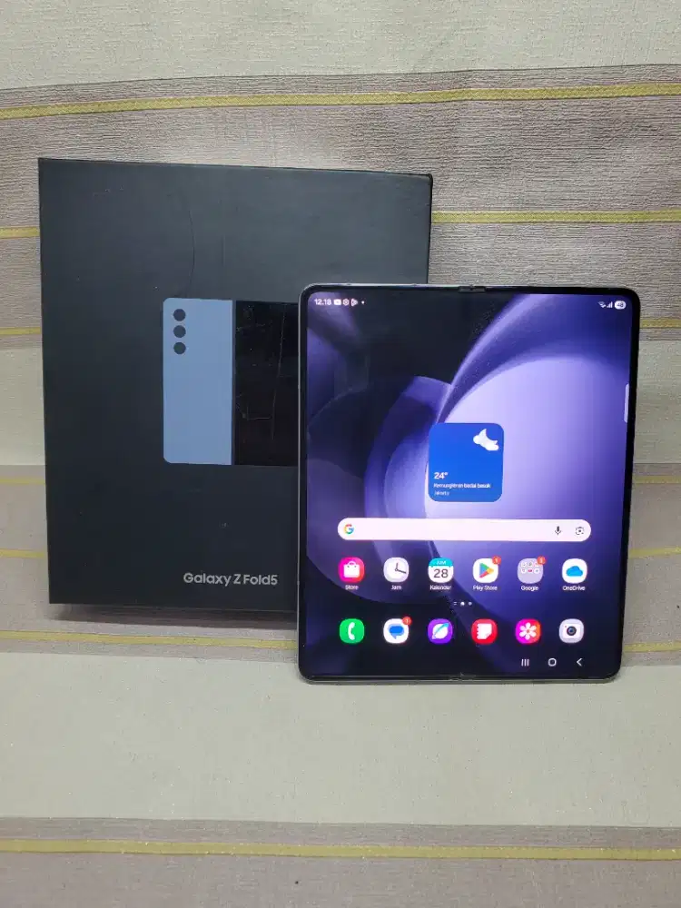 Samsung Galaxy Z FOLD 5 12/512GB EX SEIN