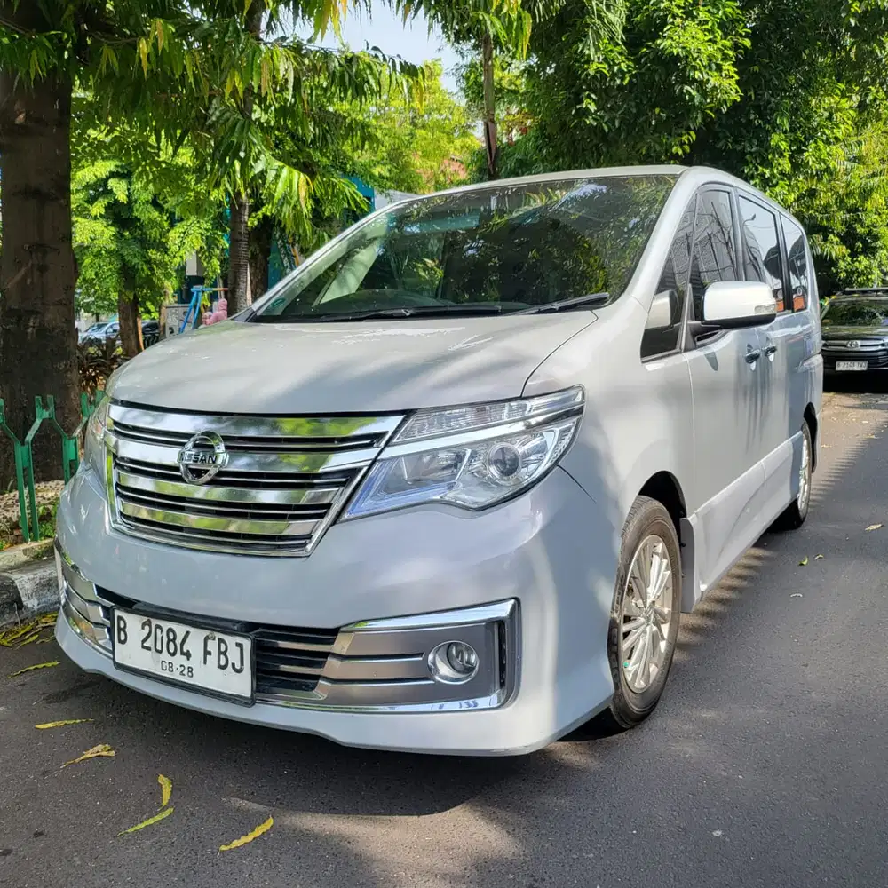 Serena HWS Panoramic 2018 BU Jual Cepat