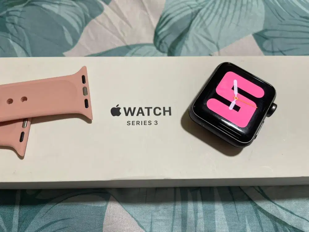 Apple Watch Series 3 - 38mm Space Gray (iBox)