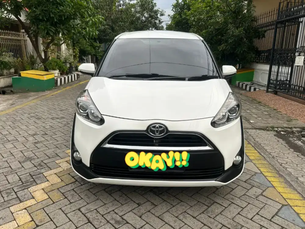 Toyota Sienta 1.5 V matic 2017