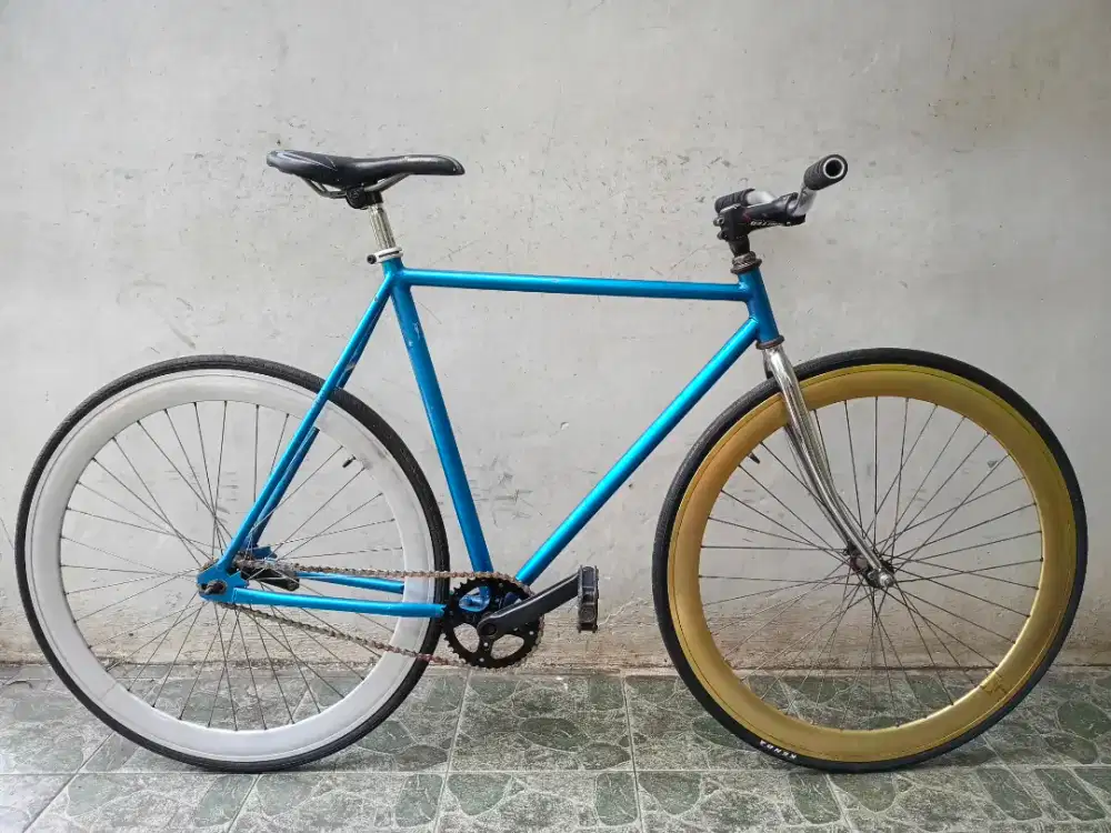 Fixie persuit terpedo mulus