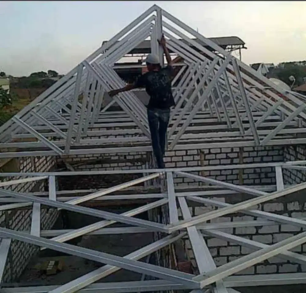 Rangka atap baja ringan kanal C 75