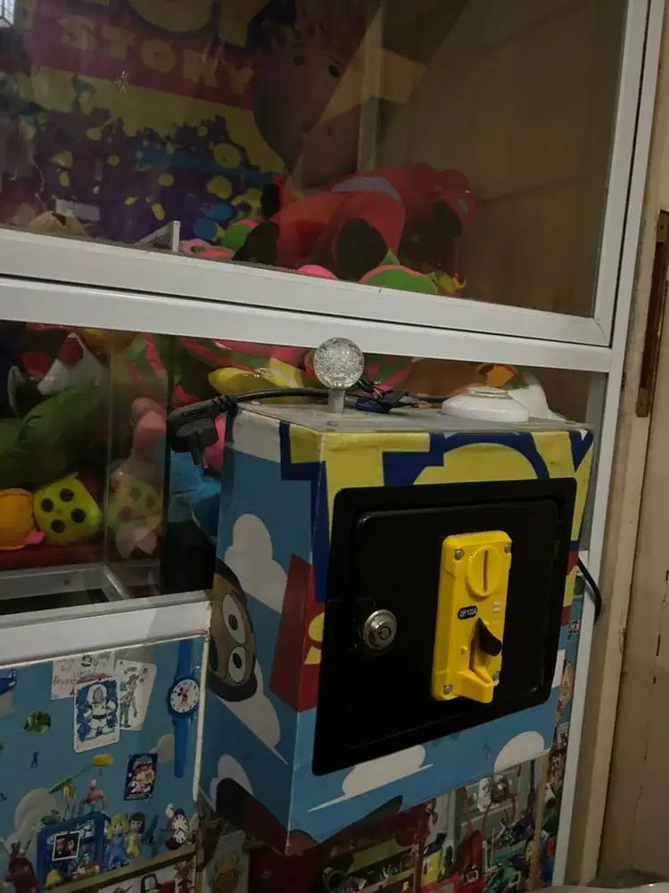 Jual mainan mesin boneka capit