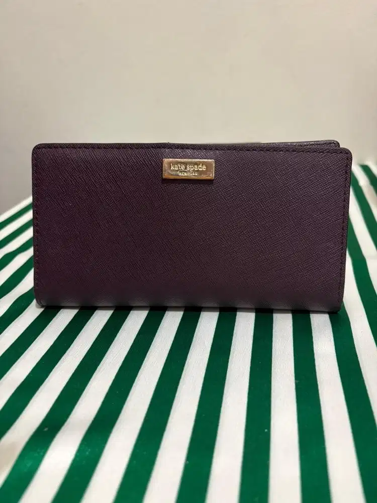Preloved Kate Spade dompet warna maroon
