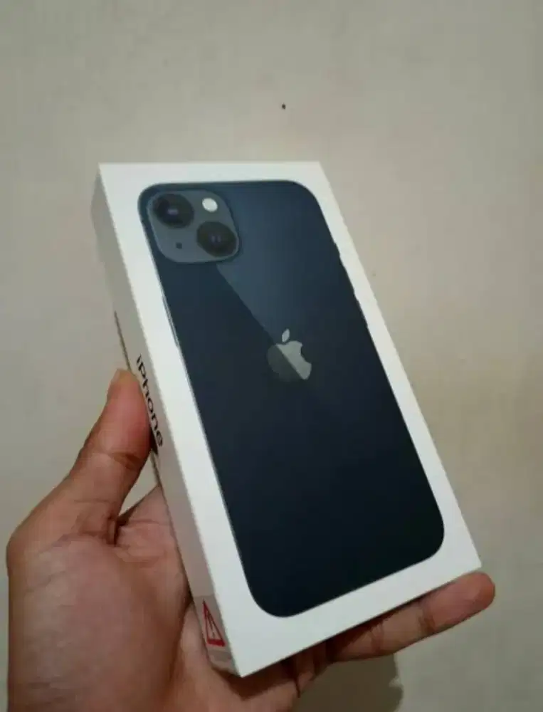 Iphone 13 ibox baru 2 bulan
