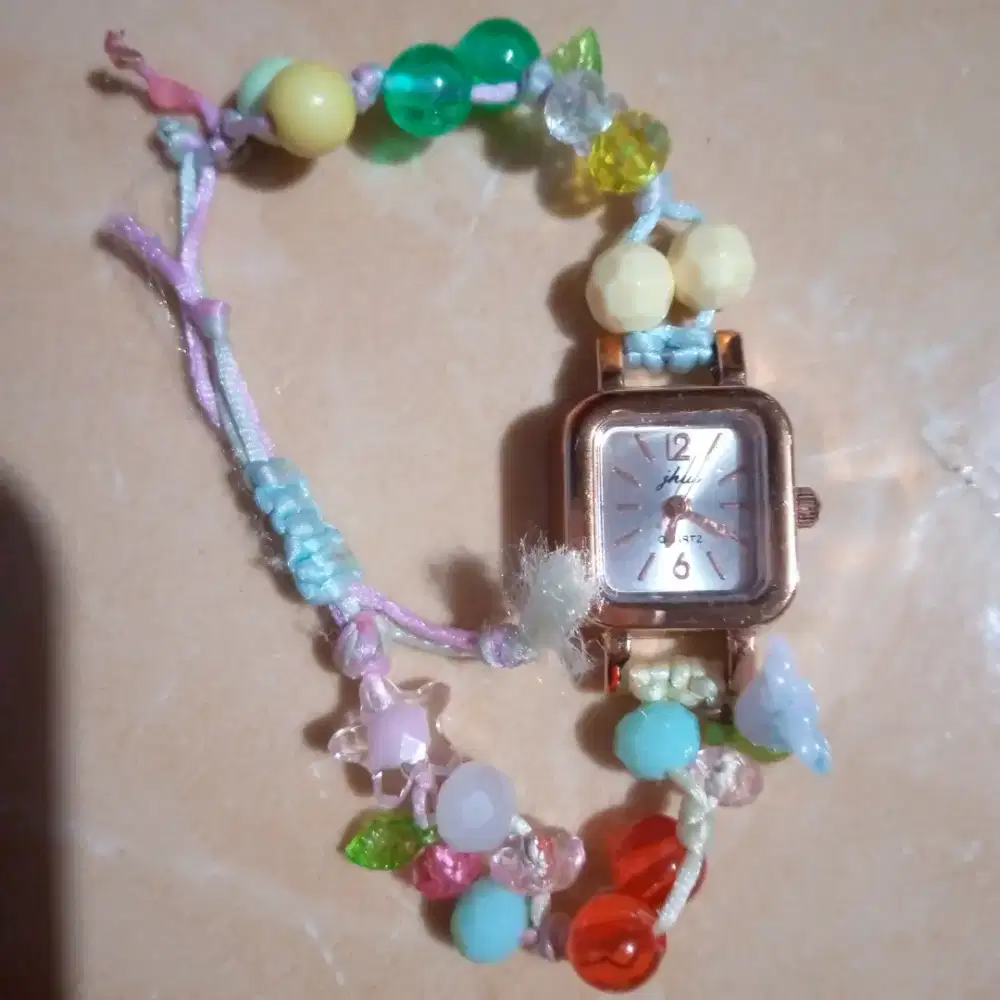 Jam Tangan Kekinian