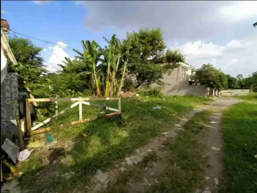 Tanah dalam komplek metro Margahayu.