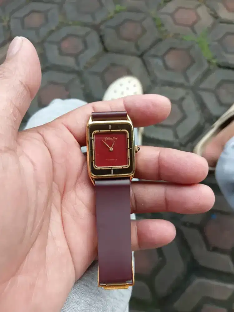 Jam tangan estate golden pearl gold rare item