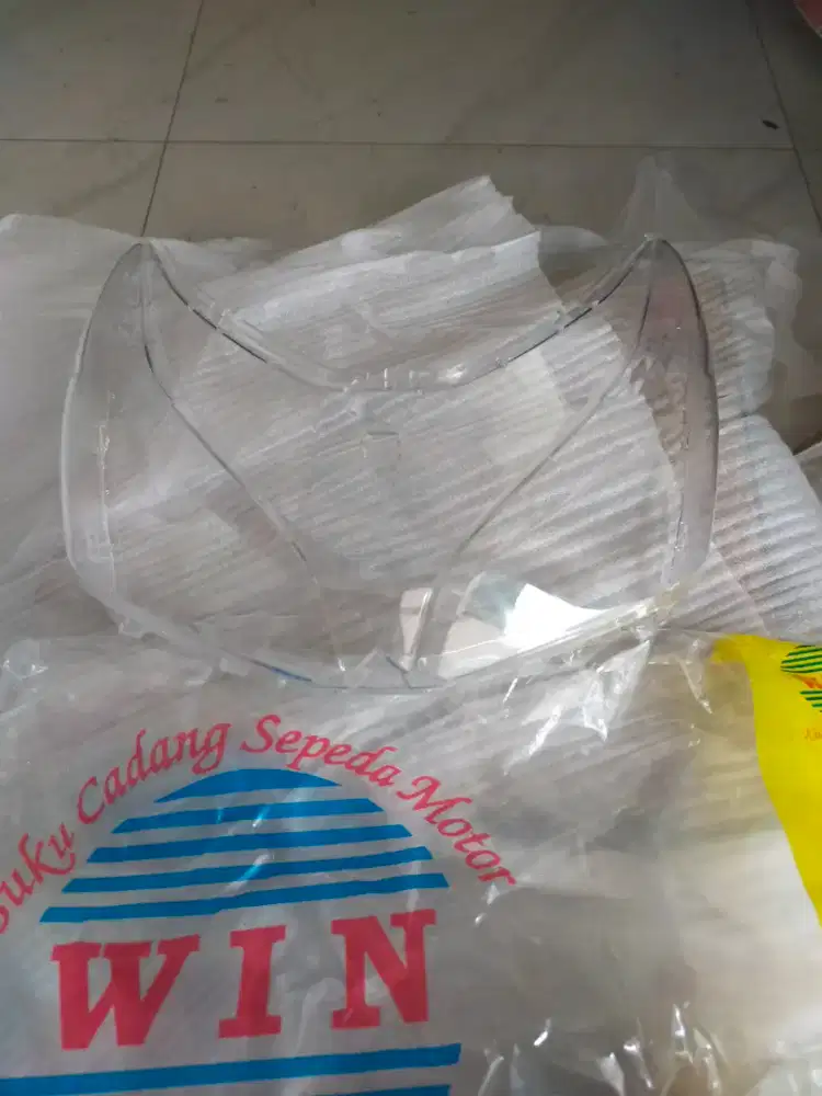 Jual Mika Lampu + Dudukannya Buat Vario 110