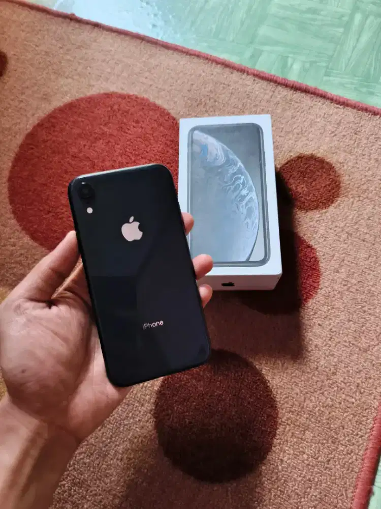 iPhone XR 128Gb Alloperator nominus