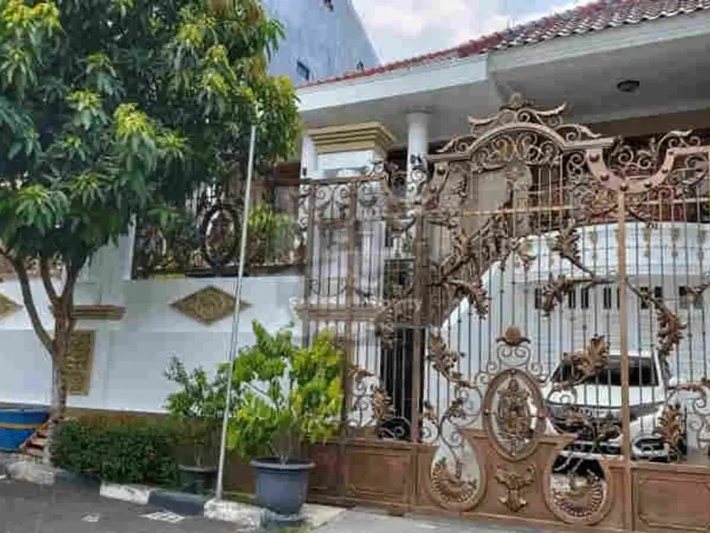 TURUN DRASTIS Rumah Retro Clasik di Jl Rorojonggrang Raya Manyaran