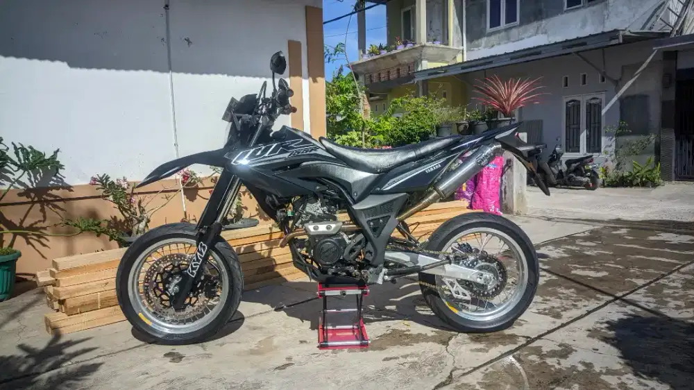 Yamaha WR 155 2022