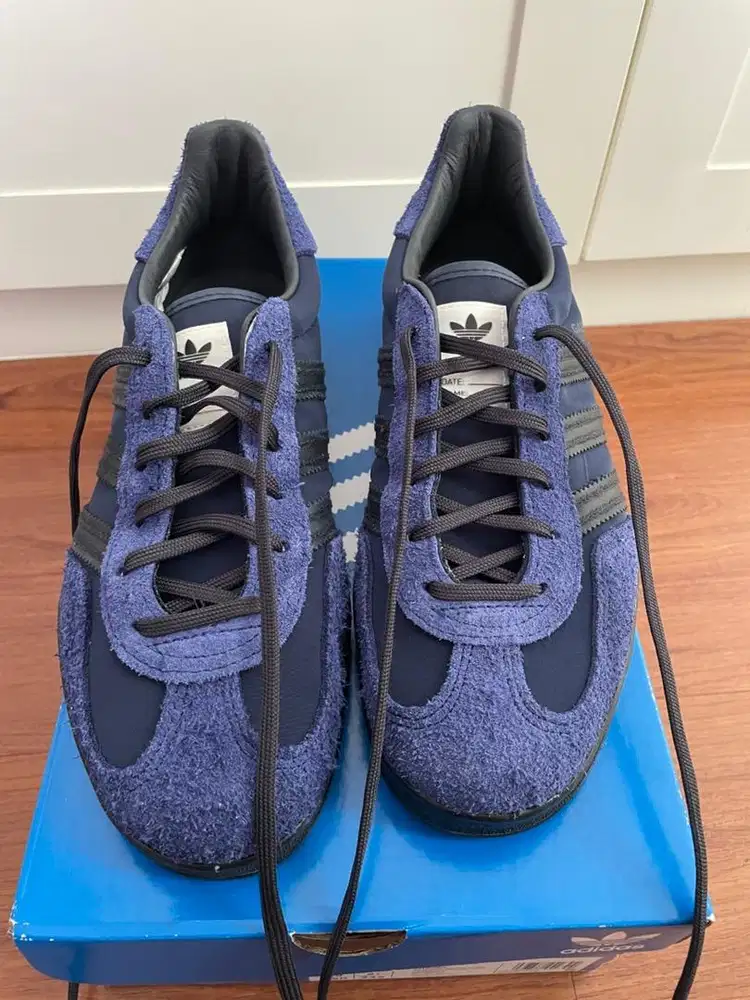Authentic Adidas Gazzele indoor
