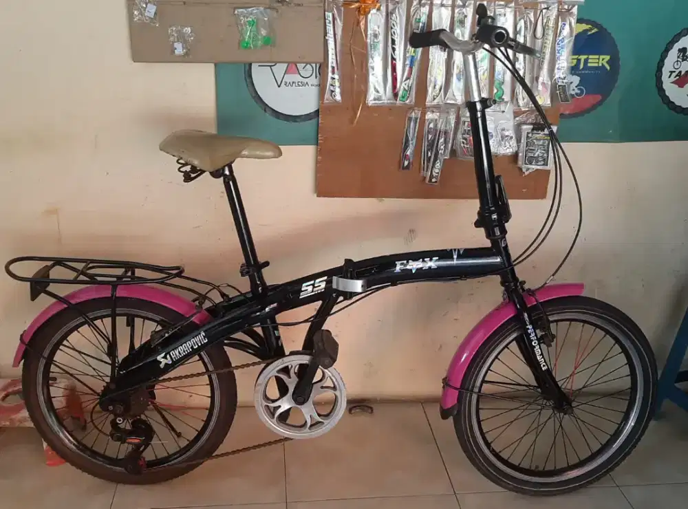 Sepeda Lipat EXOTIC 20 Black Mantab