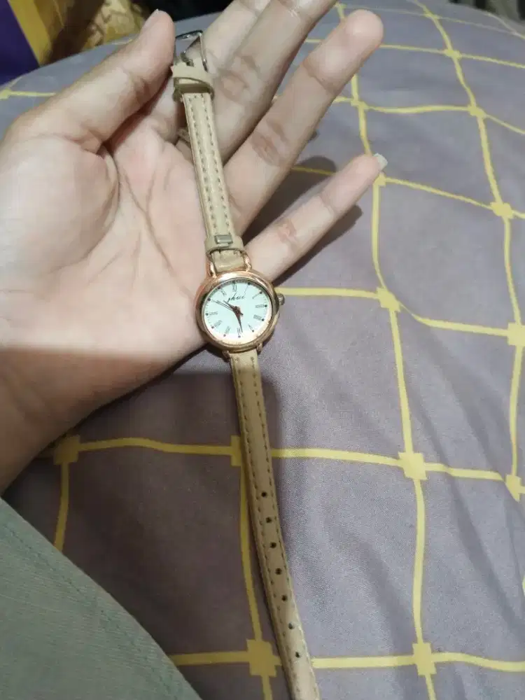 jam tangan wanita