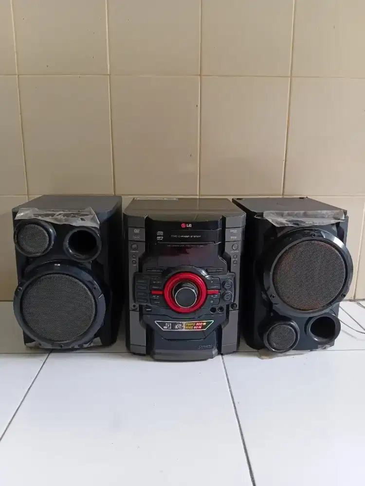 Audio/DVD/Radio Player LG