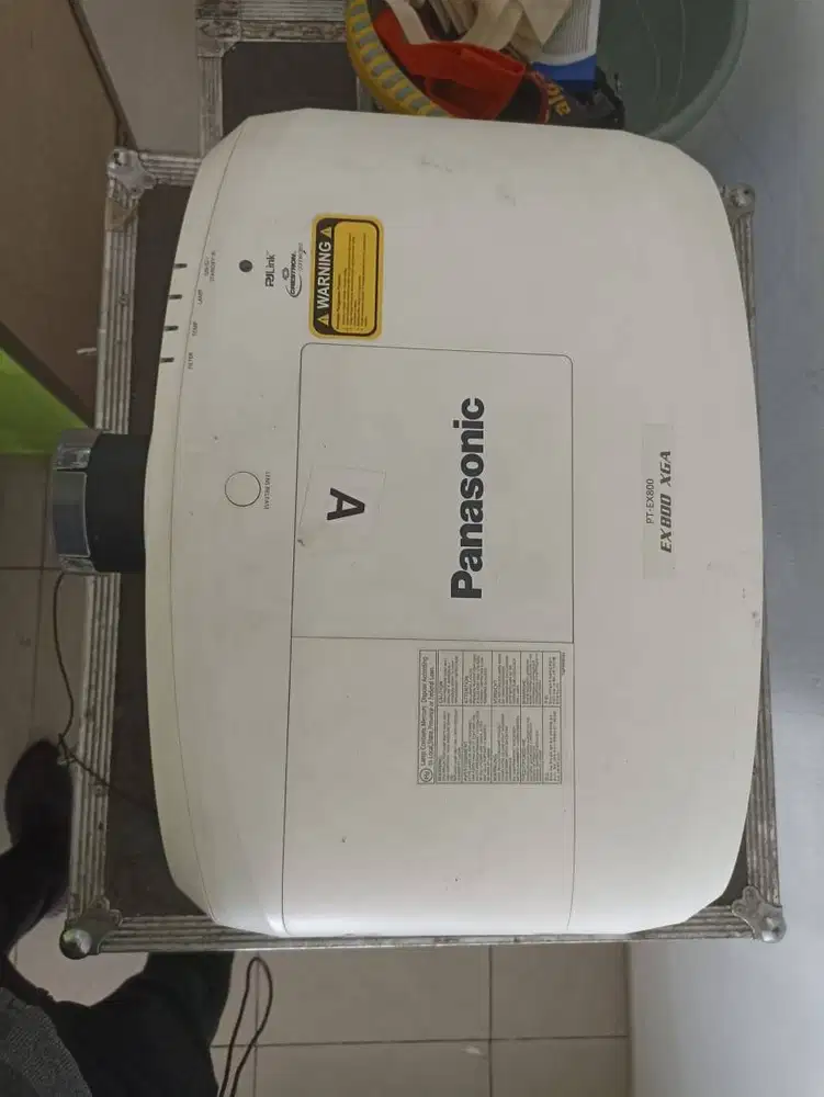 Proyektor 7500ansi Lumens PT-EX800Z