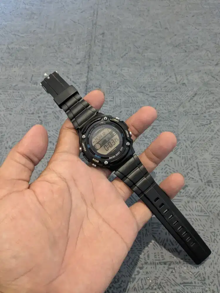 Jam tangan vintage casio ws210h though solar