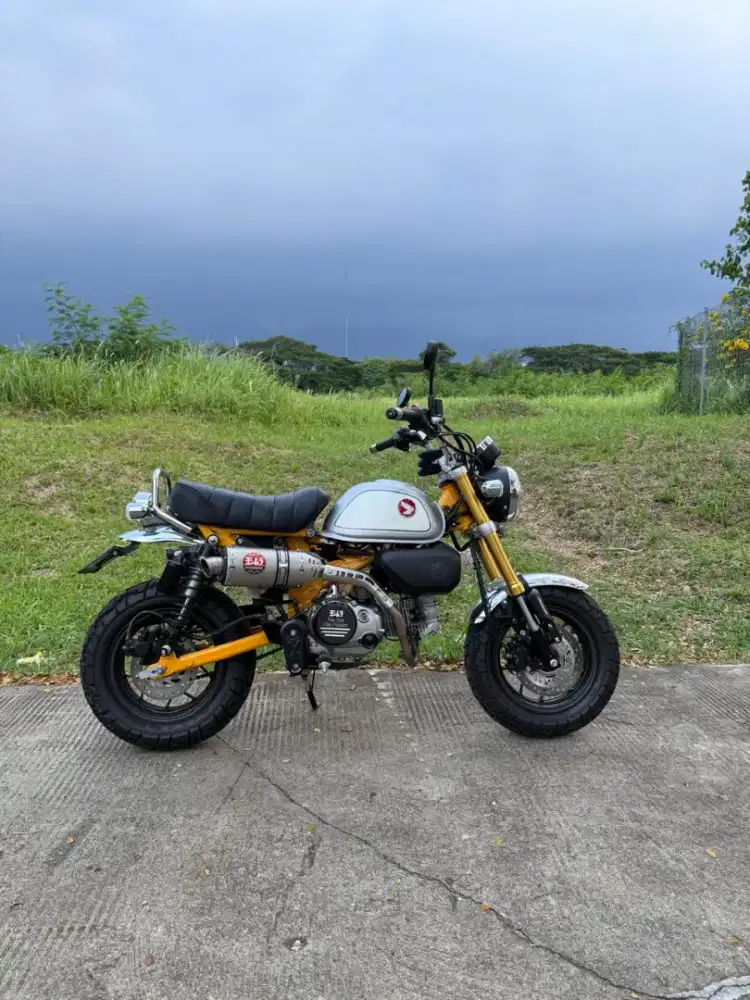 Honda monkey 125