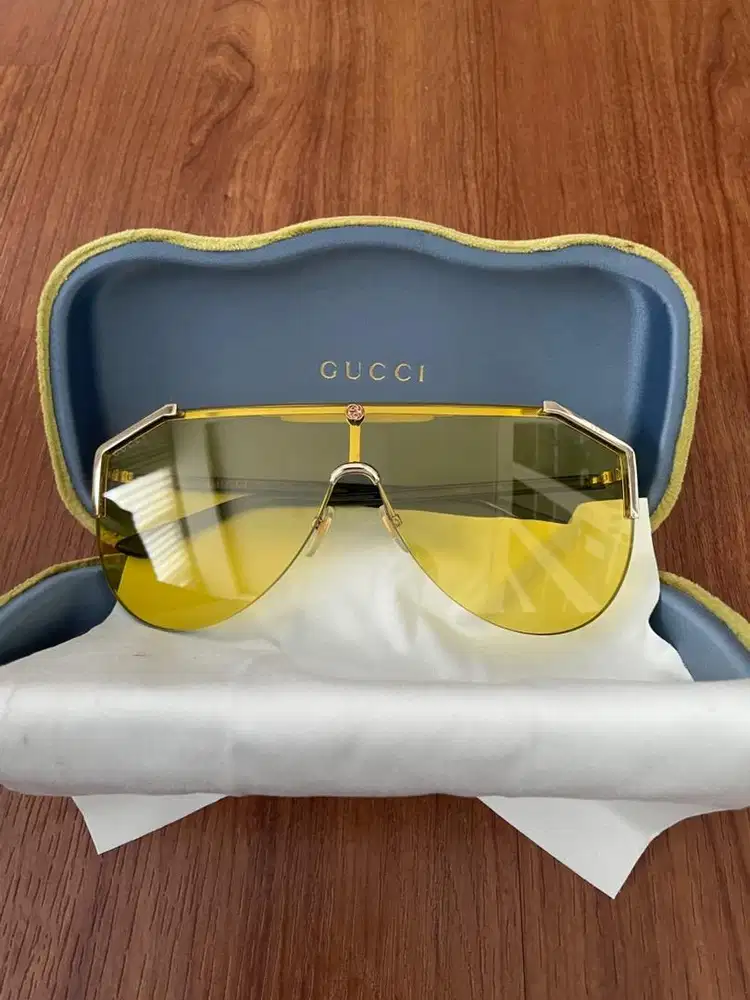Authentic Gucci sunglasses yellow