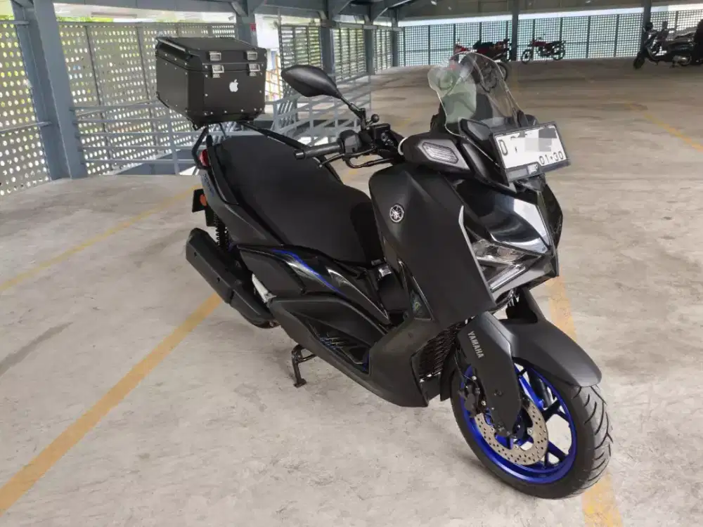 Xmax 2025 Connected Like New