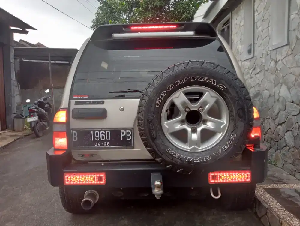 Escudo 1.6 Injection Super Adventure