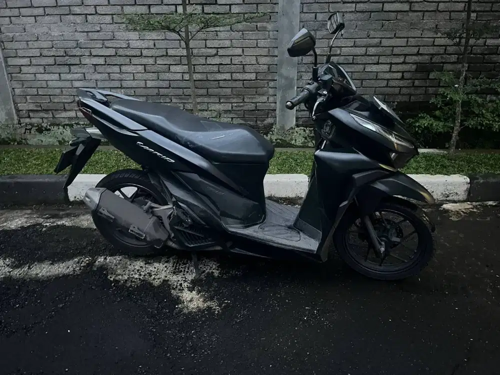 Dijual Vario 2019 Full Black Bandung