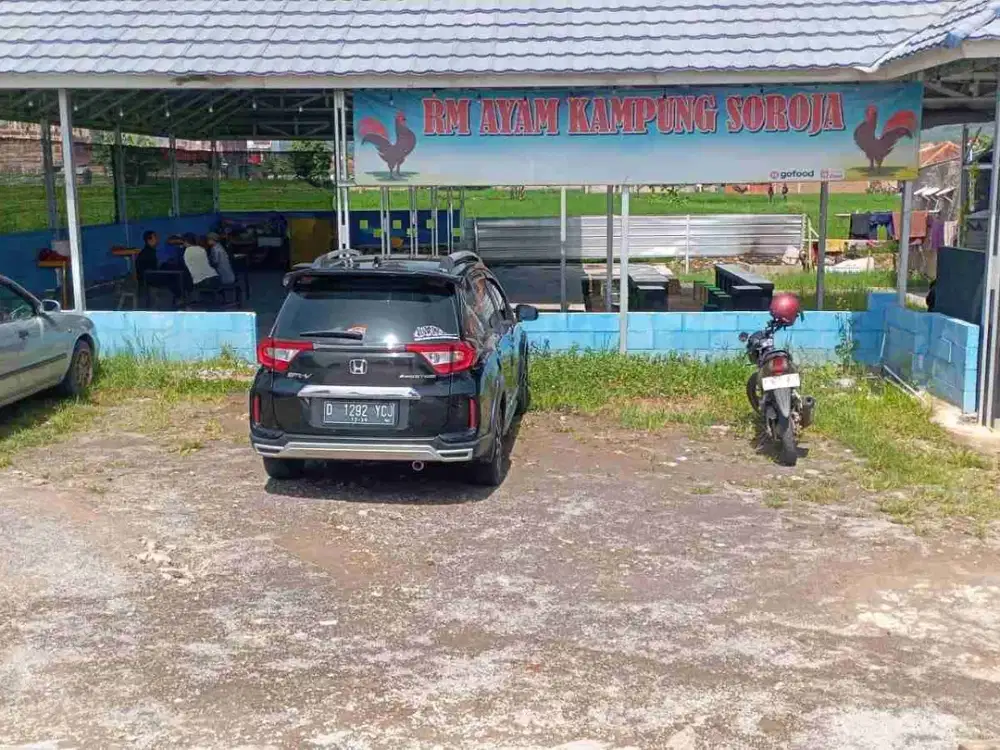 Di sewa kan lahan usaha keluar tol SOREANG