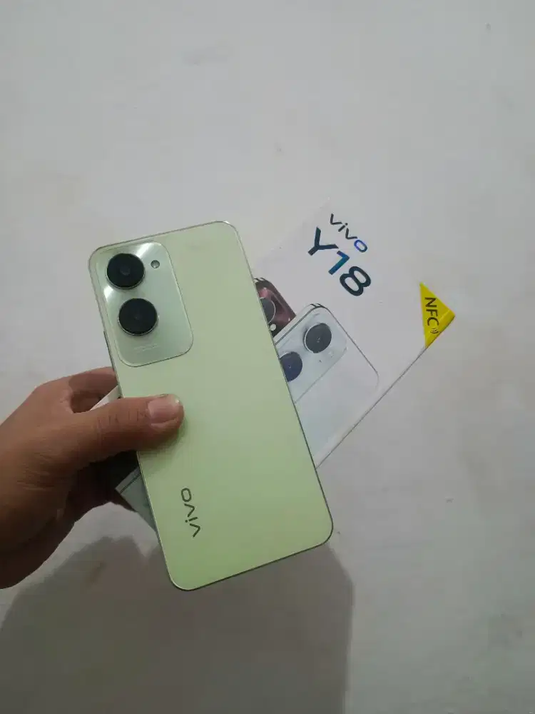 Vivo Y18 NFC 4+4/64 GB