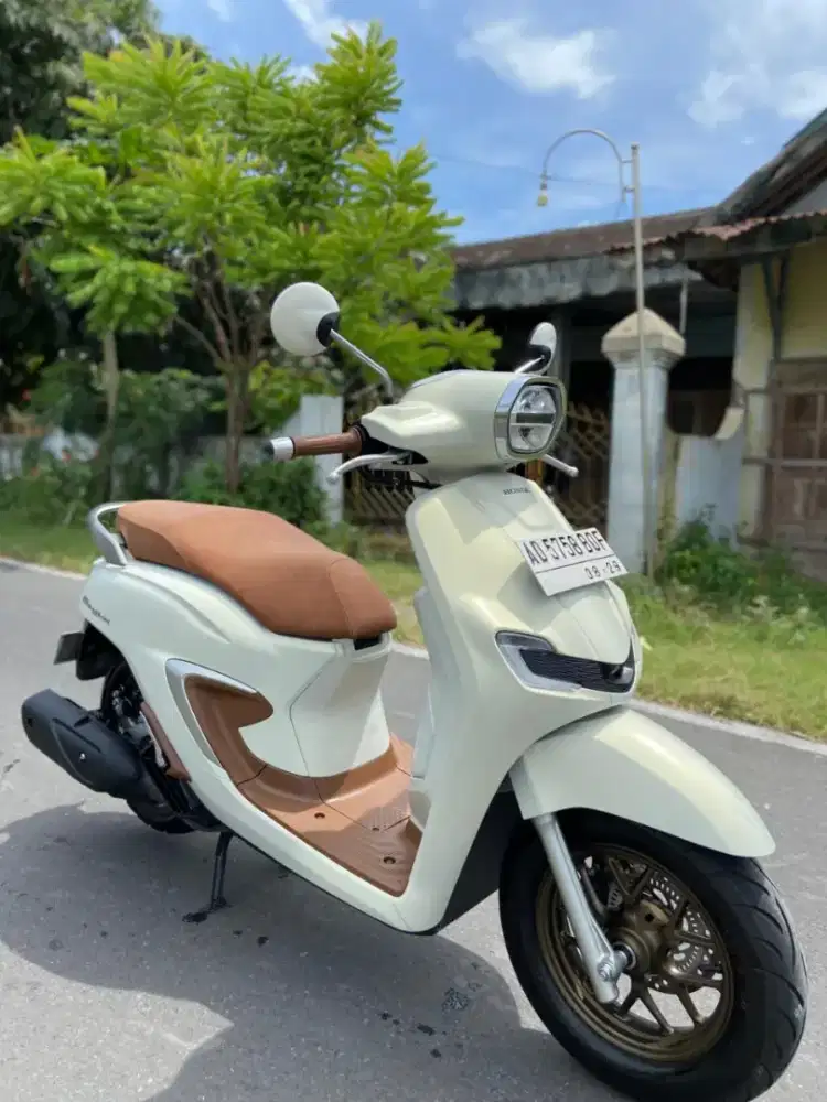 Stylo like new full scorlet bening