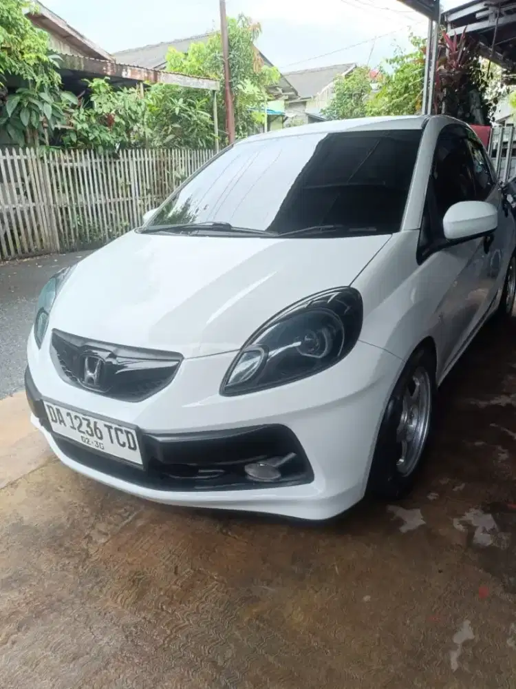 Brio CKD Buil Up 2013