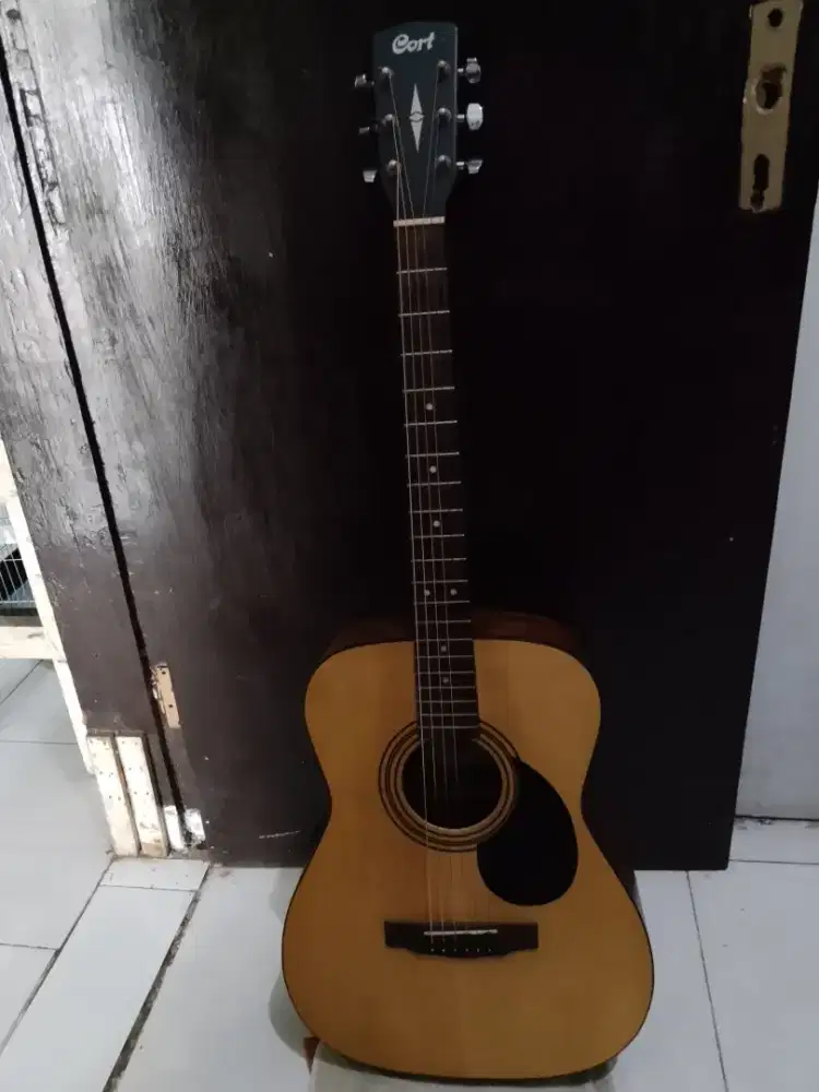 Gitar akustik Cort original seri AF 510 OP
