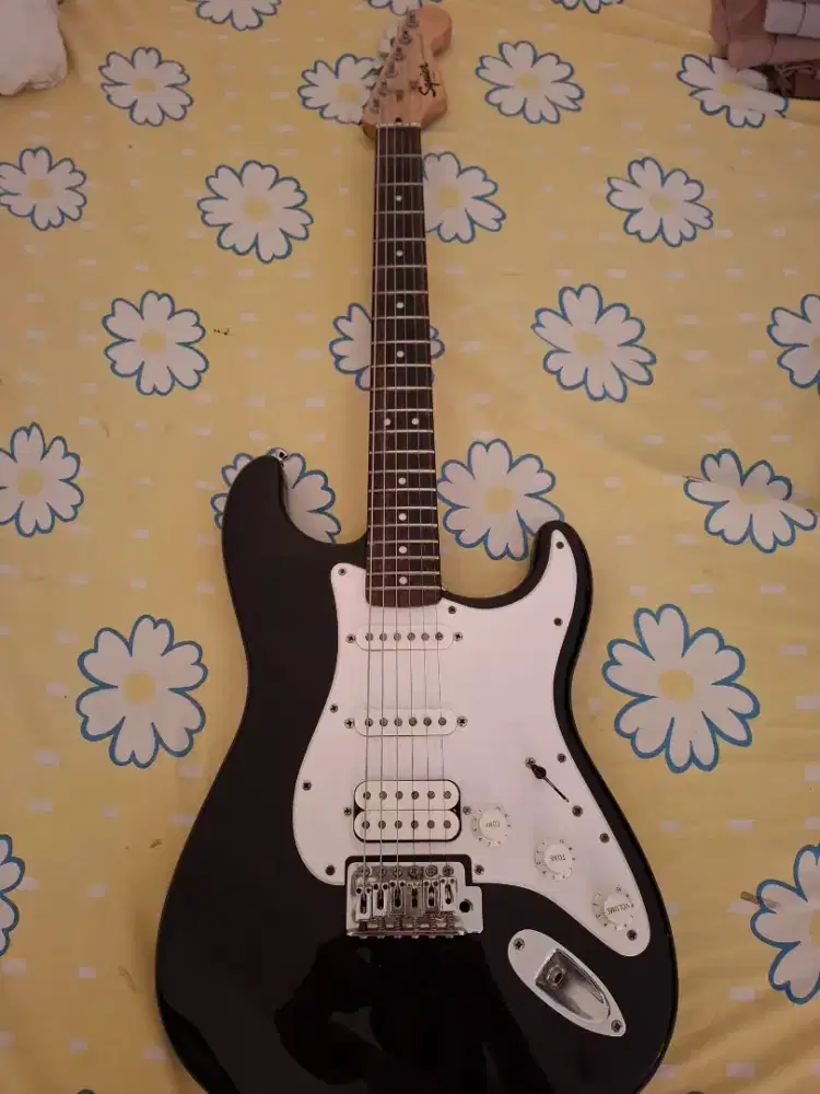 Fender squier bullet stratocaster HSS like pacifica