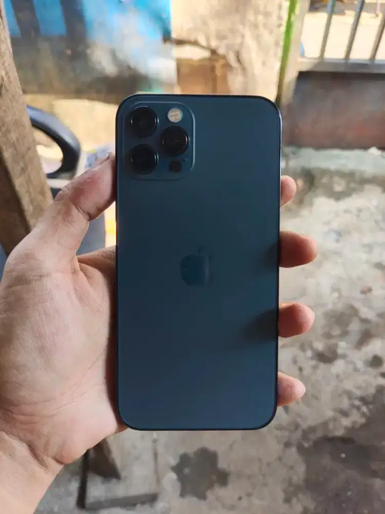 iPhone 12 Pro 512gb.