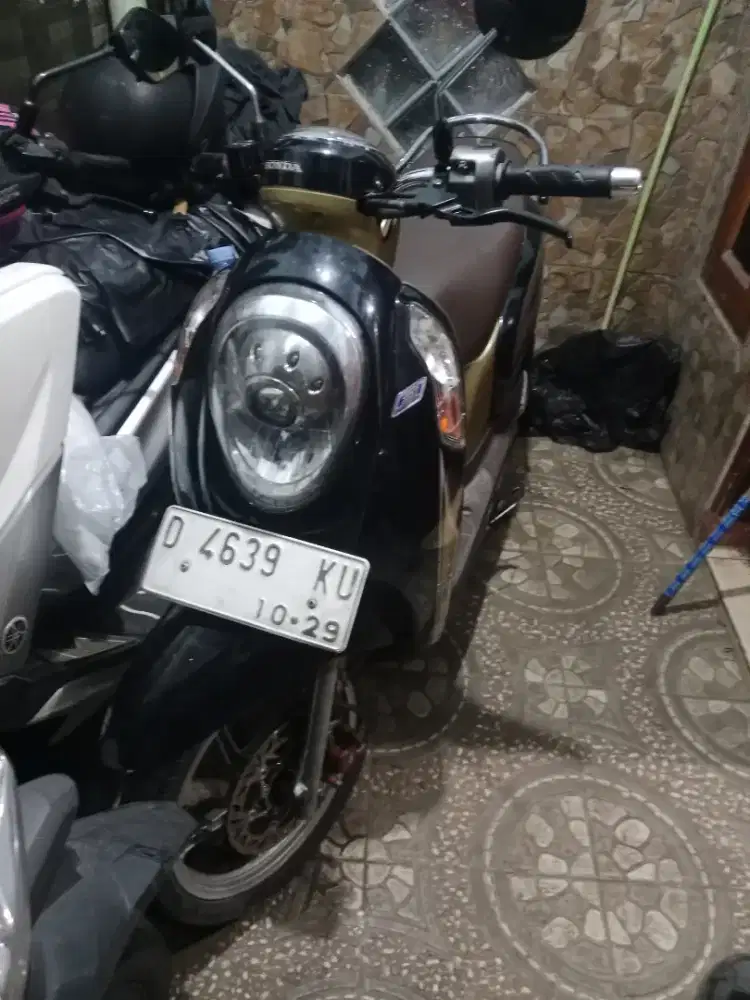 Jual murah honda scoopy 2014