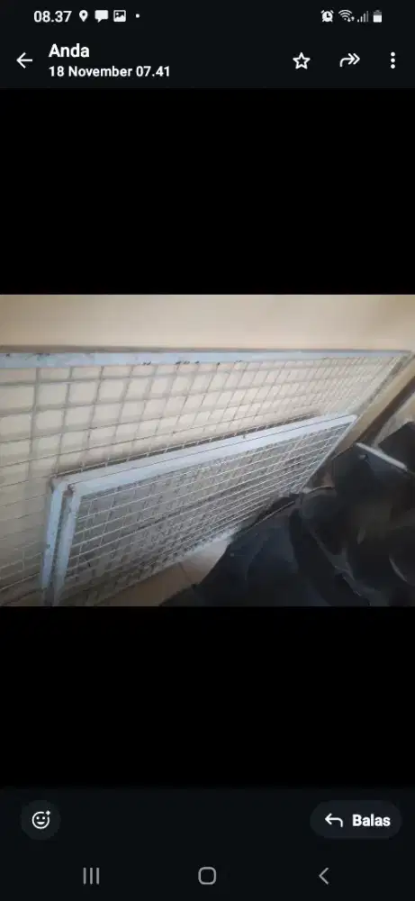 Rak tembok buat gantungan  serbaguna